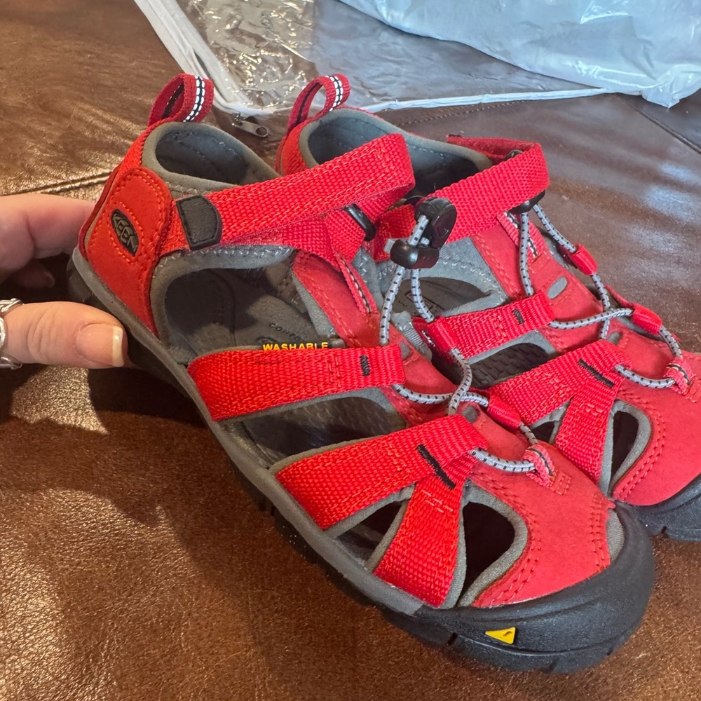 Keen Red and Gray Outdoor Sandals with Adjustable Straps Kids Boys